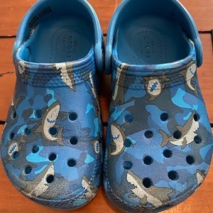 Toddler boys shark Crocs